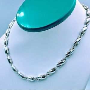 Tiffany & Co Elsa Peretti Vintage 90’s Sterling Silver Seahorse Necklace